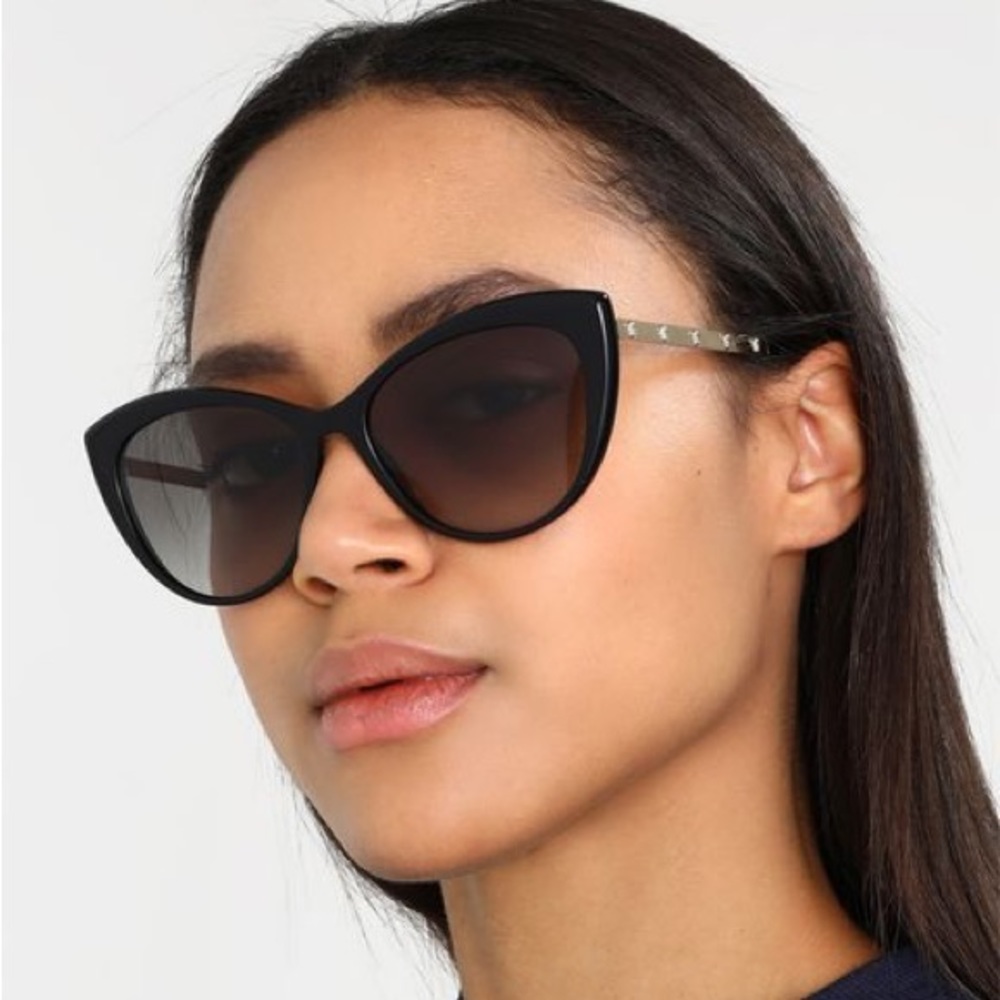 VERSACE BLACK MEDUSA CAT EYE UNISEX SUNGLASSES VE4348